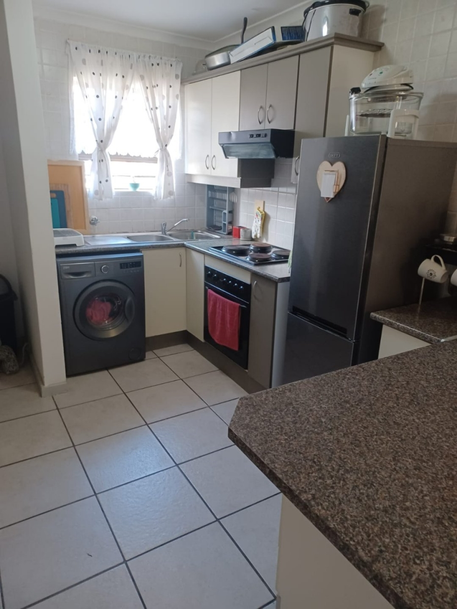 2 Bedroom Property for Sale in Fairview Golf Estate Western Cape